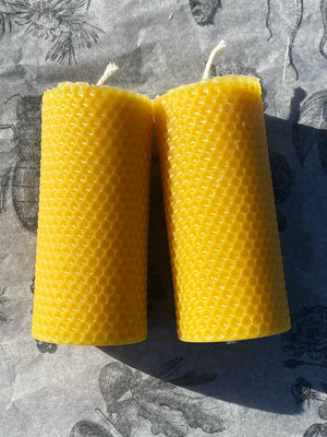 Small Comb Beeswax Pillar Candles